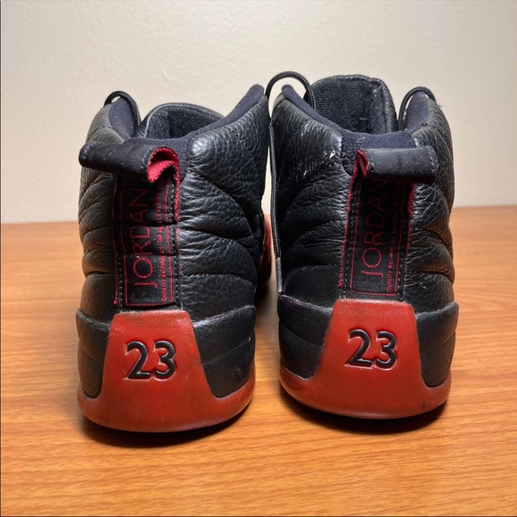 Jordan 12 Flu Game - Picture 5 of 10
